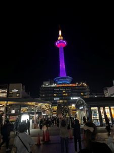 🗼京都タワーを見ると、なぜか気持ちが整う話